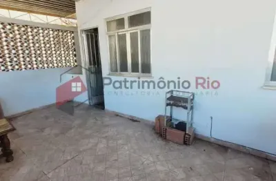 Casa com 2 quartos à venda na Rua Jaracatia, Vista Alegre, Rio de Janeiro