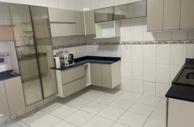 Alugo village próximo ao centro de lauro de freitas r$2.800