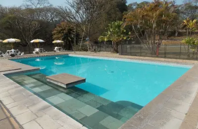 Lindo sitio com 9 alqueires em estrada asfaltada com excelente localização