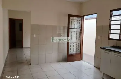 Imperdível casa à venda em jaguariúna-sp, jardim europa: 2 quartos, 1 suíte, 1 sala, 2 banheiros, 2 vagas, 100m².