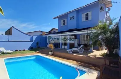 Residência à venda em jaguariúna-sp: casa com 3 quartos, 1 suíte, sala ampla e 5 vagas de garagem!