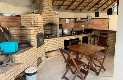 Casa com 2 quartos à venda na Rua Frei Baltazar, 187, Jardim Santo Antônio, Macaé