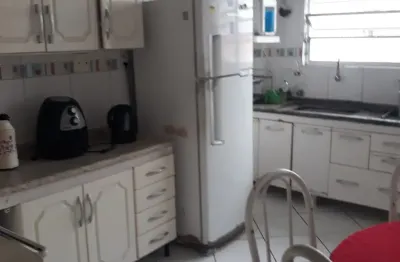 2 dormitórios com dep. completa, garagem demarcada e  vista livre