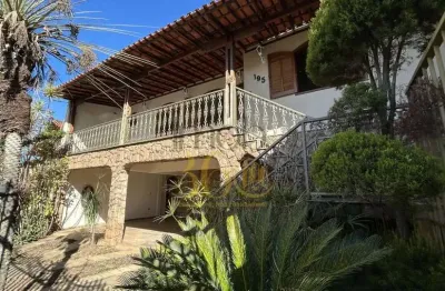 Casa com 4 quartos à venda no Barreiro, Belo Horizonte 