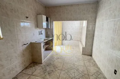 Casa com 2 quartos para alugar no Salgado Filho, Belo Horizonte 