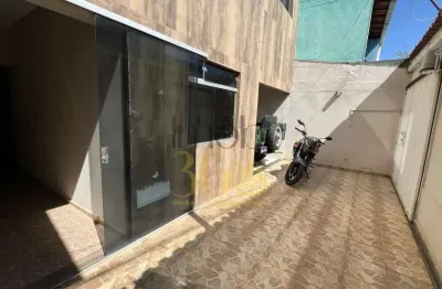 Casa com 1 quarto para alugar na Rua Ana Rafael dos Santos, 497, Santa Rita (Barreiro), Belo Horizonte