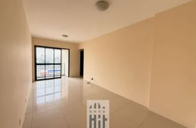 2 quartos, 1 suíte, 2 banheiros, 1 vaga, varanda, próximo ao metro linha verde