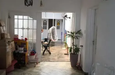 Impressionante casa à venda em são paulo-sp, bairro cambuci: 6 quartos, 2 suítes, 2 salas, 2 banheiros, 4 vagas, 238 m²!
