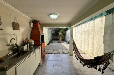 Casa à venda em são paulo-sp, no ipiranga: 3 quartos, 1 suíte, 1 sala, 3 banheiros, 2 vagas de garagem, 170m² de área.
