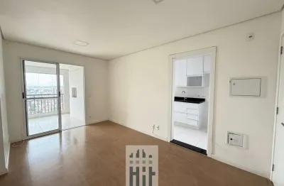 Varanda gourmet envidraçado, 2 quartos sendo 1 suíte, 1 vaga, lazer completo do lado do metrô