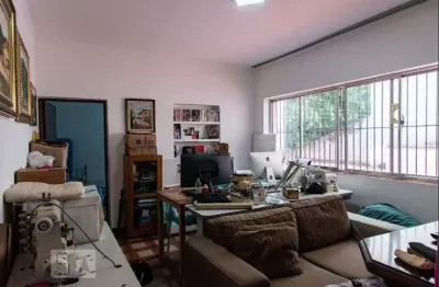Casa com 3 quartos à venda na Rua Araras, 171, Cambuci, São Paulo