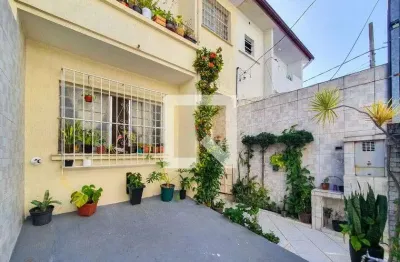 Casa com 3 quartos à venda na Rua Pedro Magalhães, 248, Cambuci, São Paulo