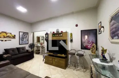 Casa com 3 quartos à venda na Rua Clímaco Barbosa, 239, Cambuci, São Paulo