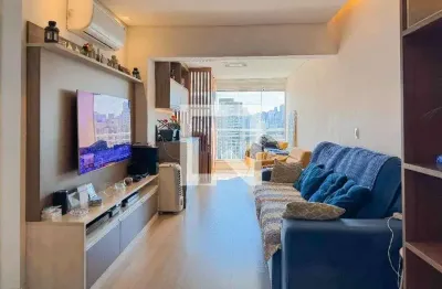 Apartamento com 2 quartos à venda na Rua Barão de Jaguara, 1036, Cambuci, São Paulo