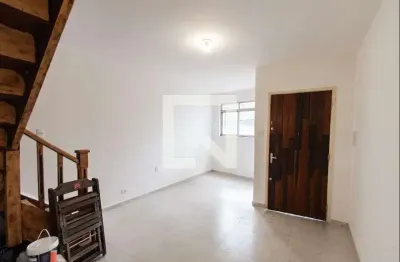 Casa com 2 quartos à venda na Rua Gaspar Fernandes, 592, Cambuci, São Paulo