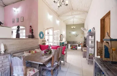 Casa com 5 quartos à venda na Rua Dias de Toledo, 170, Saúde, São Paulo