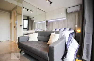 Kitnet / Stúdio à venda na Avenida dos Carinás, 396, Moema, São Paulo