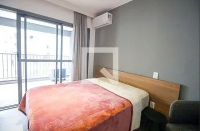 Kitnet / Stúdio à venda na Alameda dos Jurupis, 760, Moema, São Paulo