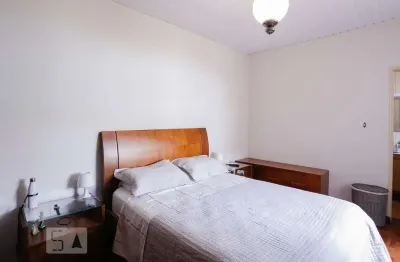 Casa com 3 quartos à venda na Avenida Paulo VI, 491, Sumaré, São Paulo