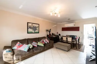 Casa com 3 quartos à venda na Rua Paris, 174, Sumaré, São Paulo