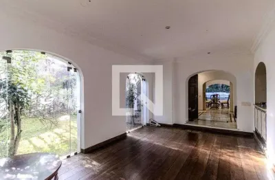 Casa com 5 quartos à venda na Rua Modigliani, 292, Pacaembu, São Paulo