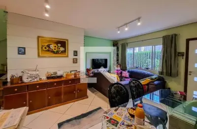 Casa com 2 quartos à venda na Rua Mariano Procópio, 764, Cambuci, São Paulo