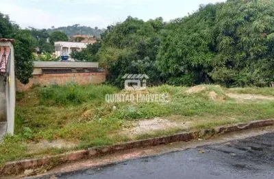 Terreno à venda no Novo Retiro, Esmeraldas 
