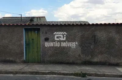 Casa com 3 quartos para alugar no JK, Contagem 