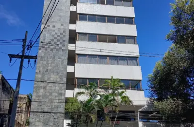 Apartamento com 3 quartos para alugar na Avenida Serzedelo Corrêa, 244, Batista Campos, Belém