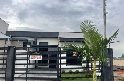 Excelente casa pronta para morar no costeira em araucária