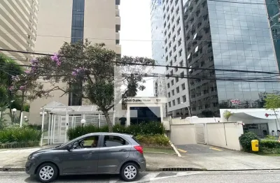 Apartamento com 2 quartos para alugar na Alameda Grajaú, 128, Alphaville Centro Industrial e Empresarial/Alphaville., Barueri