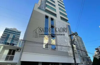 Apartamento com 3 quartos à venda na Rua 310, Meia Praia, Itapema