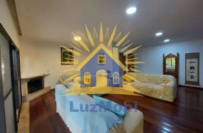 Abaixou $ $ - casa térrea 3 dormitórios e avarandada em condomínio fechado com  10 vagas e 451m² de terreno