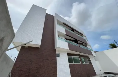 Excelente apartamento em mangabeira com 2 quartos, sendo 1 suíte, próximo ao shopping