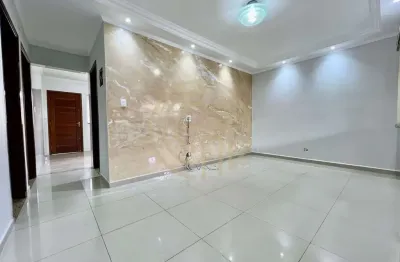 Casa terrea com garagem coberta para 3 carros e área gourmet