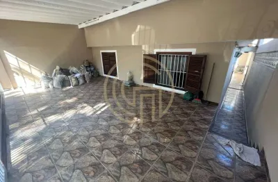 Casa com 3 quartos à venda na Rua Cristiânia, Jardim Cris, São Paulo