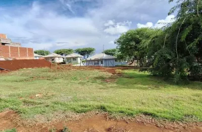 Terreno à venda na Rua Maria Campagnucci Rubim, 397, Jardim Espanha, Maringá