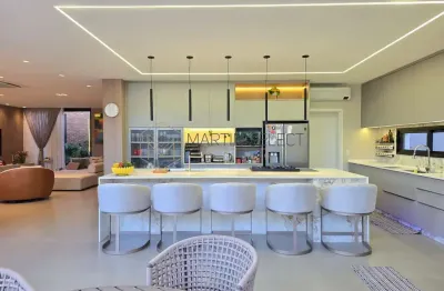 Casa com 5 quartos à venda na Rua das Azaléias, 756, Zona 05, Maringá