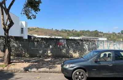 Terreno comercial para alugar na Rua das Amazonas, 1, Portal dos Ipês II, Cajamar