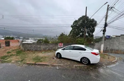 Terreno à venda na Rua Mato Grosso, 21, Jardim Diva (Fazendinha), Santana de Parnaíba