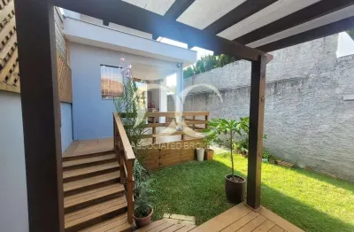 Casa a venda, ótima oportunidade. 89 m2 de área privativa, 3 dormitórios, boa localização, seguranç
