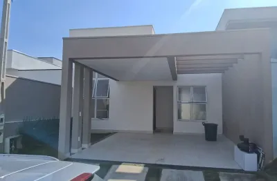 Linda casa no condomínio jardins do império villa paraty  em terreno de 150m² e 105 m² de área construída