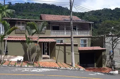 Casa com 6 quartos à venda na Rua Renato Lage Mascarenhas, Vale do Ipê, Juiz de Fora