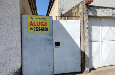 Casa com 2 quartos para alugar na Rua Doutor Álvaro da Silveira, Araújo, Juiz de Fora