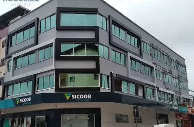 Sala comercial para alugar no Benfica, Juiz de Fora 