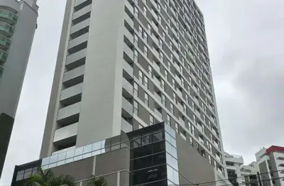 Apartamento com 2 quartos para alugar na Avenida Presidente Itamar Franco, Centro, Juiz de Fora