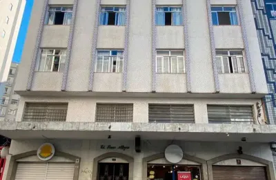 Oportunidade! apê 2 quartos com vaga a minutos do centro