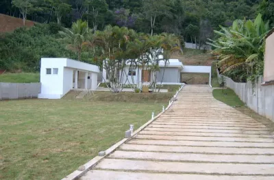 Casa em condomínio fechado com 4 quartos à venda na Rua Belém, Parque Jardim da Serra, Juiz de Fora