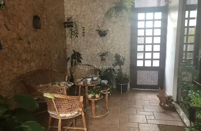 Casa com 4 quartos à venda na Rua Teodomiro Campos, Bom Pastor, Juiz de Fora