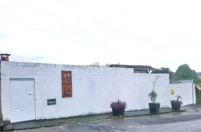 Casa com 4 quartos à venda na Rua Maria José de Oliveira, São Francisco de Paula, Juiz de Fora